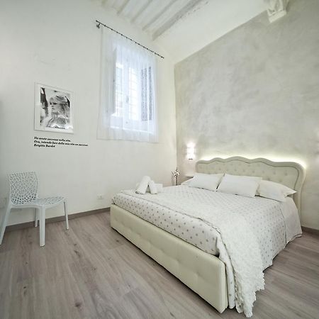 Hotel Whitehouse Colle di Val d'Elsa Exterior foto