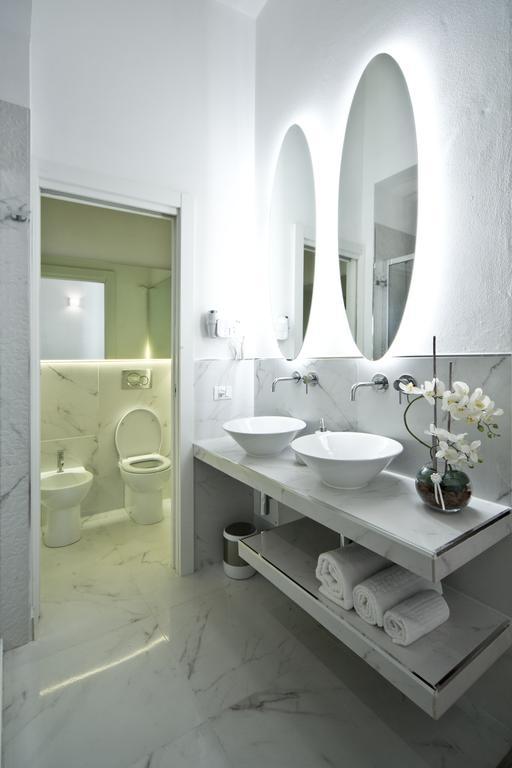 Hotel Whitehouse Colle di Val d'Elsa Exterior foto