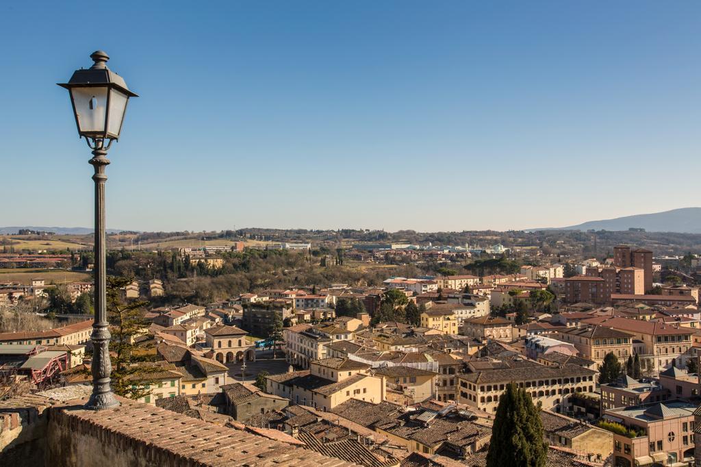 Hotel Whitehouse Colle di Val d'Elsa Exterior foto